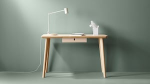 Desks & computer desks