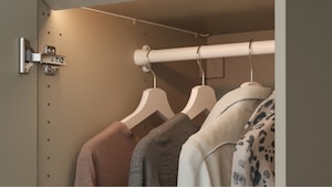 Closet lighting